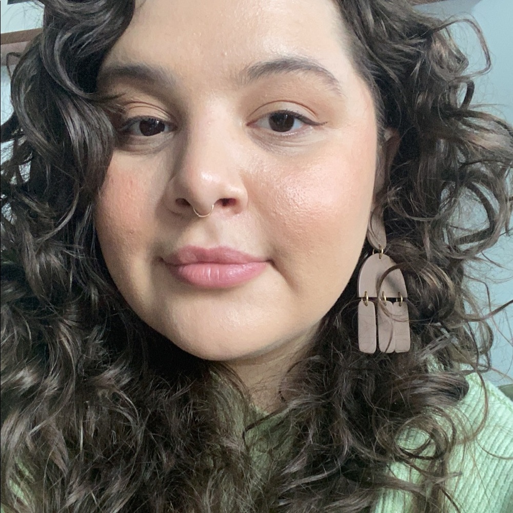 Meet your Posher, Brooke